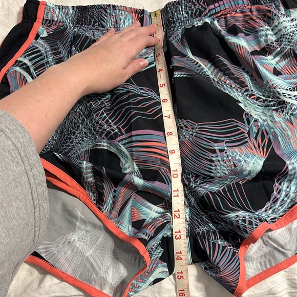 Nike Dri-Fit Shorts - Picture 9 of 12